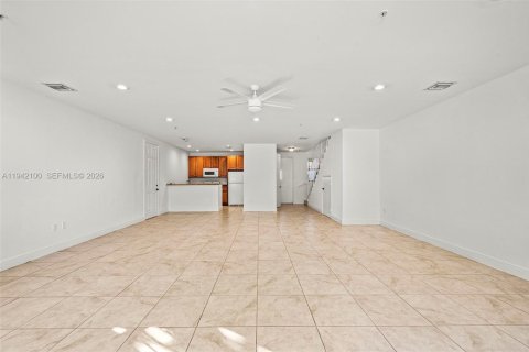 Снять в аренду таунхаус в Холливуд, Флорида 2 спальни, № 1999113 - фото 8