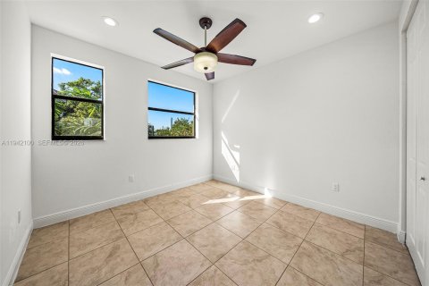 Снять в аренду таунхаус в Холливуд, Флорида 2 спальни, № 1999113 - фото 26