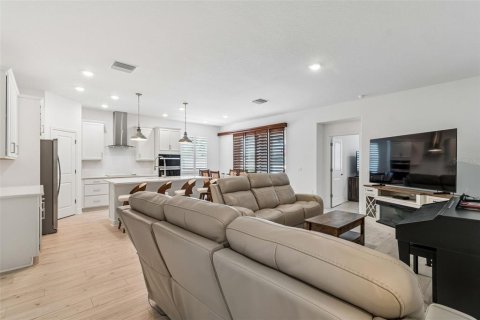 Casa en venta en Tarpon Springs, Florida, 4 dormitorios, 184.32 m2 № 2234880 - foto 7