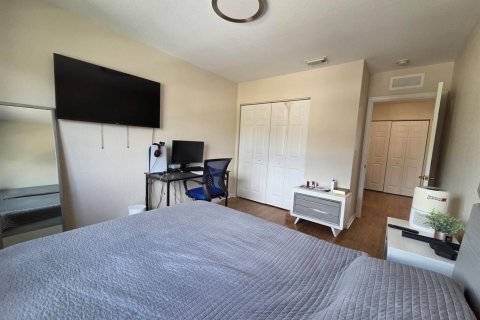 Touwnhouse à louer à Boynton Beach, Floride: 3 chambres, 156.45 m2 № 2377426 - photo 17
