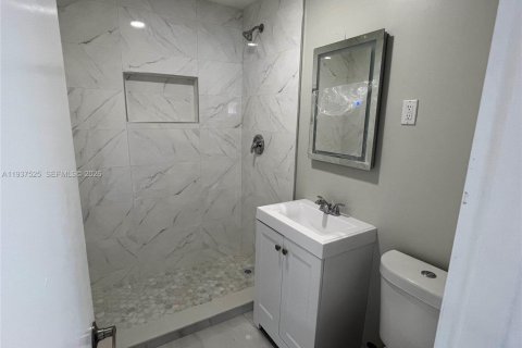 Снять в аренду виллу или дом в Майами, Флорида 3 спальни, 130.62м2, № 1995252 - фото 13