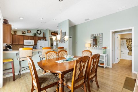 Casa en venta en The Villages, Florida, 3 dormitorios, 129.78 m2 № 1909833 - foto 12