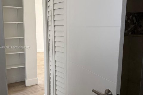 Copropriété à louer à Miami, Floride: 1 chambre, 57.6 m2 № 1982808 - photo 6