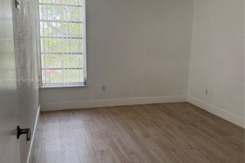 Copropriété à louer à Miami, Floride: 1 chambre, 57.6 m2 № 1982808 - photo 11