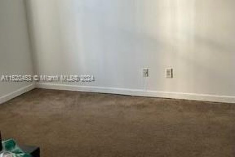 Купить кондоминиум в Норт-Майами, Флорида 2 спальни, 89.46м2, № 1984971 - фото 12