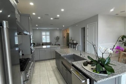 Adosado en venta en Winter Garden, Florida, 3 dormitorios, 239.78 m2 № 1782713 - foto 7
