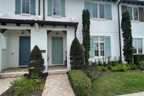 Adosado en venta en Winter Garden, Florida, 3 dormitorios, 239.78 m2 № 1782713 - foto 1