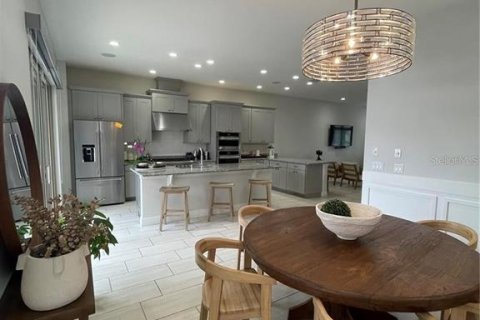 Adosado en venta en Winter Garden, Florida, 3 dormitorios, 239.78 m2 № 1782713 - foto 10