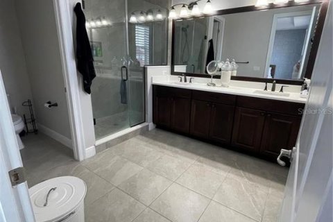 Adosado en venta en Winter Garden, Florida, 3 dormitorios, 239.78 m2 № 1782713 - foto 17