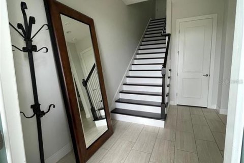 Adosado en venta en Winter Garden, Florida, 3 dormitorios, 239.78 m2 № 1782713 - foto 2