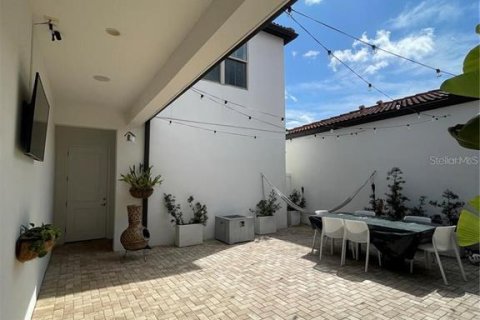 Adosado en venta en Winter Garden, Florida, 3 dormitorios, 239.78 m2 № 1782713 - foto 28