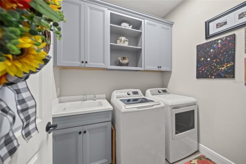 Casa en venta en Bradenton, Florida, 3 dormitorios, 249.91 m2 № 2386294 - foto 27