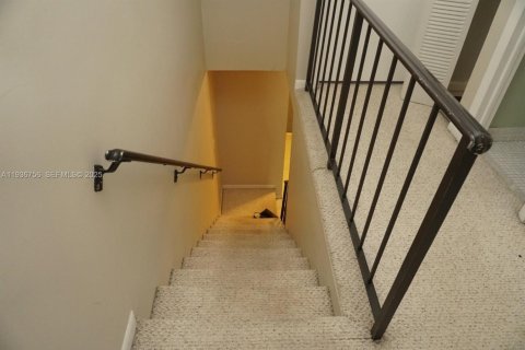 Condo in Davie, Florida, 2 bedrooms  № 1994745 - photo 15