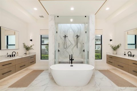 Casa en venta en Bradenton, Florida, 3 dormitorios, 315.77 m2 № 2235997 - foto 5