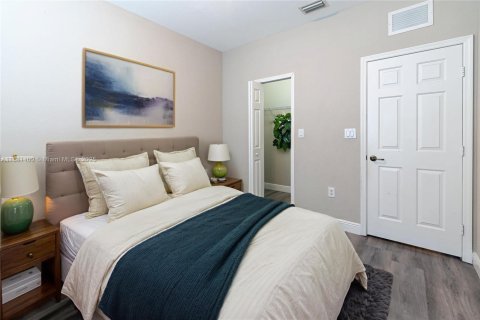 Touwnhouse à vendre à Doral, Floride: 4 chambres, 175.96 m2 № 1977628 - photo 19