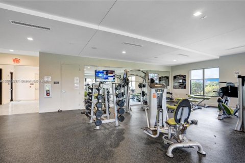 Townhouse in Doral, Florida 4 bedrooms, 187.66 sq.m. № 2068131 - photo 22