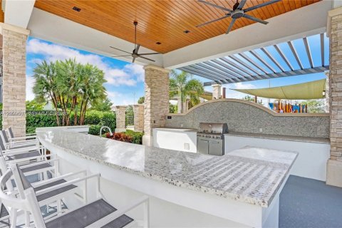 Townhouse in Doral, Florida 4 bedrooms, 187.66 sq.m. № 2068131 - photo 17