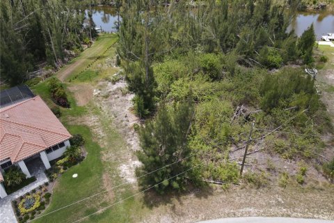 Terreno en venta en Port Charlotte, Florida № 1742860 - foto 16