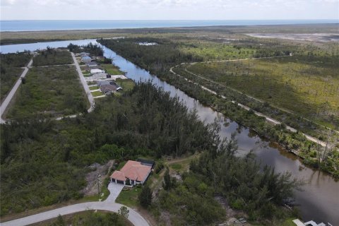 Terreno en venta en Port Charlotte, Florida № 1742860 - foto 13