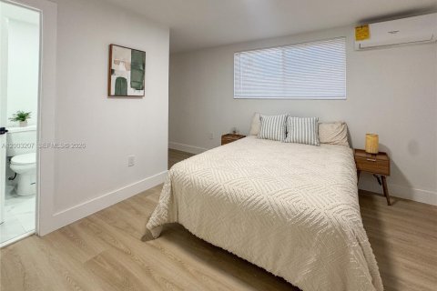 Villa ou maison à vendre à Miami, Floride: 3 chambres, 85.47 m2 № 2068260 - photo 16