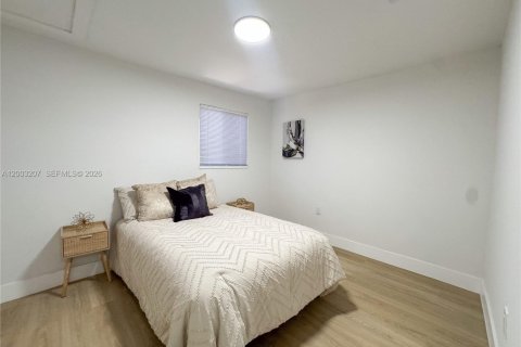 Villa ou maison à vendre à Miami, Floride: 3 chambres, 85.47 m2 № 2068260 - photo 15