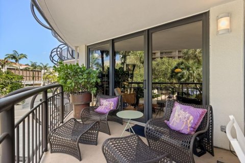 Condo in Miami, Florida, 2 bedrooms  № 1953123 - photo 6