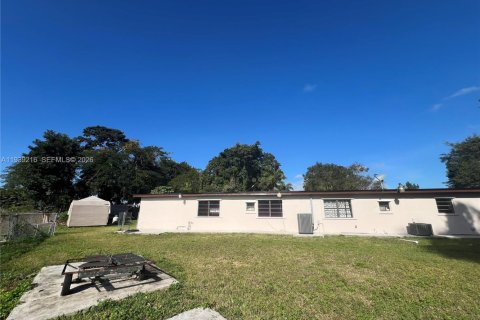 House in Homestead, Florida 5 bedrooms № 1997936 - photo 14