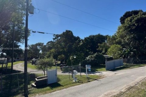 House in Homestead, Florida 5 bedrooms № 1997936 - photo 25