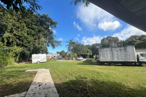 House in Homestead, Florida 5 bedrooms № 1997936 - photo 8