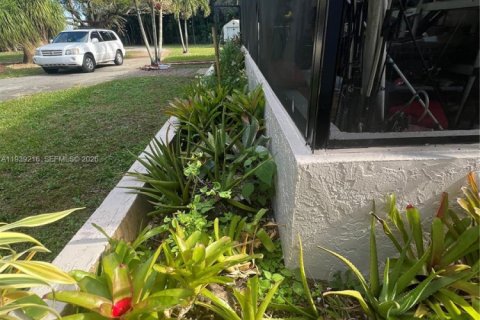 House in Homestead, Florida 5 bedrooms № 1997936 - photo 5