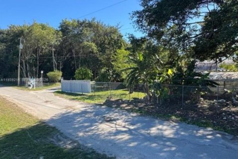 House in Homestead, Florida 5 bedrooms № 1997936 - photo 21