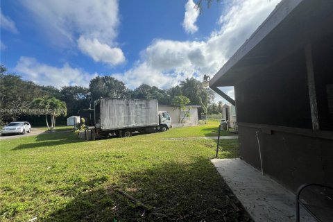 House in Homestead, Florida 5 bedrooms № 1997936 - photo 9