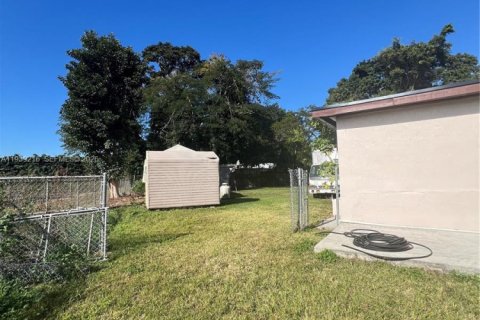 House in Homestead, Florida 5 bedrooms № 1997936 - photo 10
