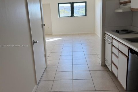 Studio in South Miami, Florida № 1974666