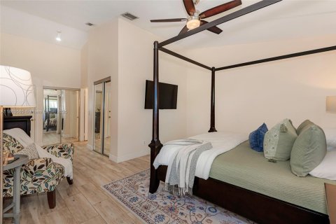 Casa en venta en Pembroke Pines, Florida, 4 dormitorios, 235.23 m2 № 1892890 - foto 19
