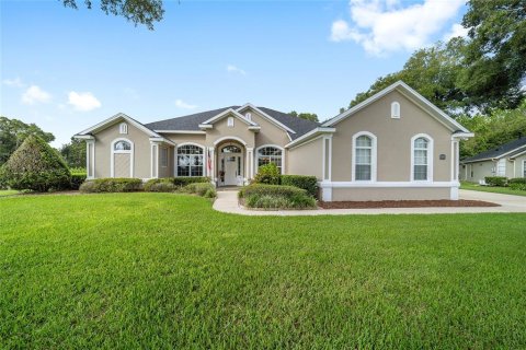 House in Ocala, Florida 4 bedrooms, 244.24 sq.m. № 1911792 - photo 4