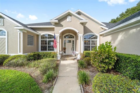 House in Ocala, Florida 4 bedrooms, 244.24 sq.m. № 1911792 - photo 5
