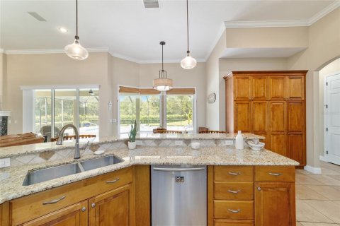 House in Ocala, Florida 4 bedrooms, 244.24 sq.m. № 1911792 - photo 24
