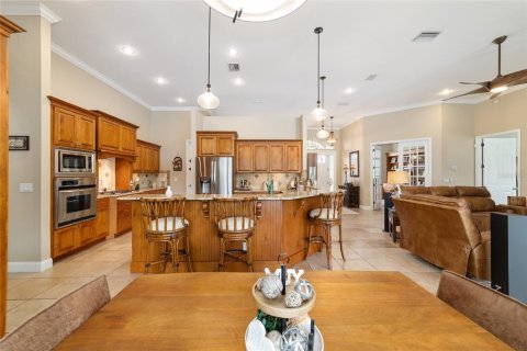 House in Ocala, Florida 4 bedrooms, 244.24 sq.m. № 1911792 - photo 17