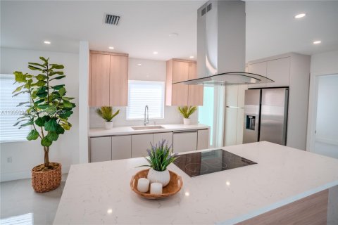 House in Miami Gardens, Florida 4 bedrooms, 115.2 sq.m. № 2062616 - photo 20