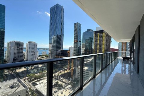 Copropriété à louer à Miami, Floride: 3 chambres, 119.01 m2 № 1966517 - photo 28