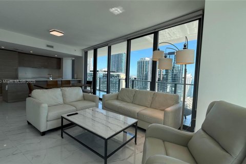 Copropriété à louer à Miami, Floride: 3 chambres, 119.01 m2 № 1966517 - photo 5