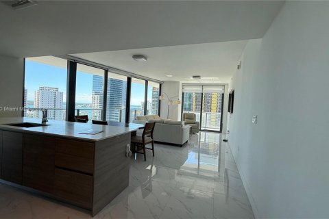 Copropriété à louer à Miami, Floride: 3 chambres, 119.01 m2 № 1966517 - photo 4