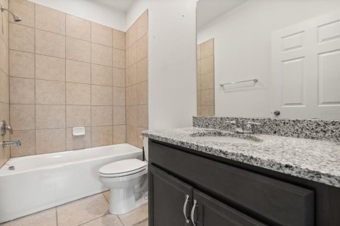 Casa en alquiler en Leesburg, Florida, 4 dormitorios, 205.31 m2 № 1916452 - foto 6