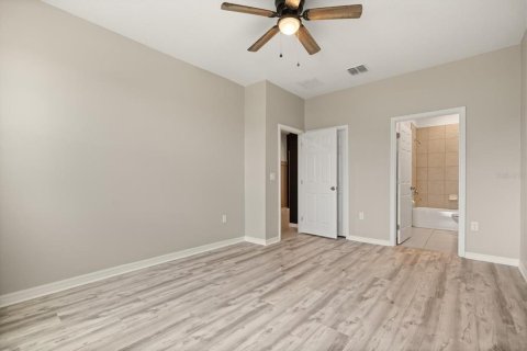 Casa en alquiler en Leesburg, Florida, 4 dormitorios, 205.31 m2 № 1916452 - foto 5