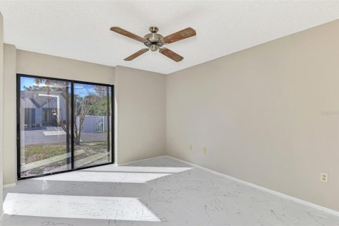 Townhouse in Sarasota, Florida 2 bedrooms, 124.49 sq.m. № 2232887 - photo 21