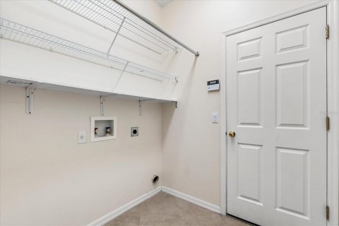 House in Orlando, Florida 4 bedrooms, 196.21 sq.m. № 1750703 - photo 27