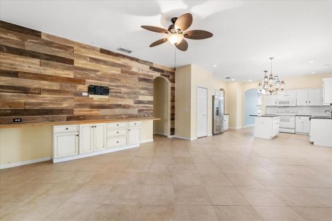 House in Orlando, Florida 4 bedrooms, 196.21 sq.m. № 1750703 - photo 7