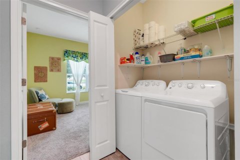 House in Clermont, Florida 2 bedrooms, 139.63 sq.m. № 1757725 - photo 24