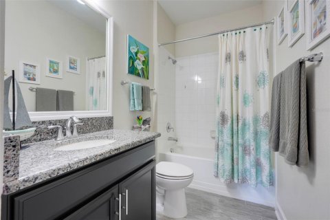 House in Clermont, Florida 2 bedrooms, 139.63 sq.m. № 1757725 - photo 19